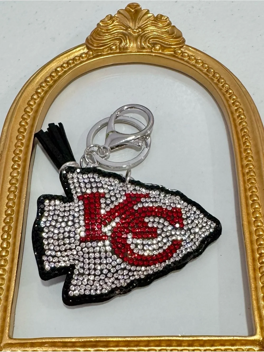 New KC Arrowhead Crystal Keychain